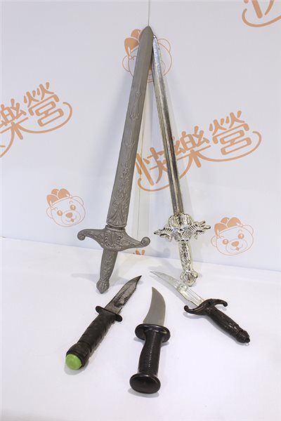 匕首短劍